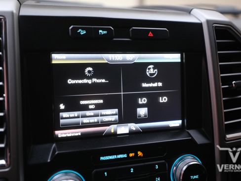 Used 2015 Ford F150 Lariat w/ Equipment Group 502A Luxury image 29