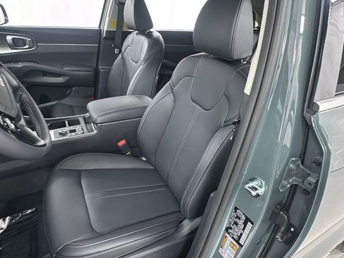 New 2026 Kia Sorento EX AWD/4WD image 10