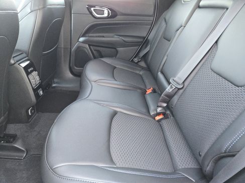 New 2026 Jeep Compass Latitude AWD/4WD image 21