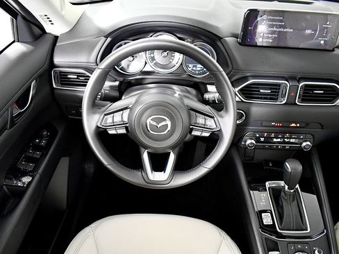 Used 2025 MAZDA CX-5 AWD 2.5 S w/ Preferred Package image 23