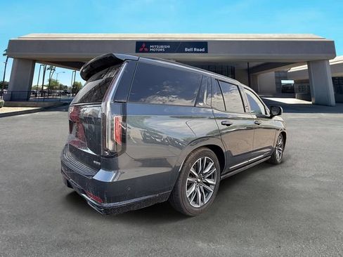 Used 2021 Cadillac Escalade Sport w/ Driver Assist Tech Package AWD/4WD image 6