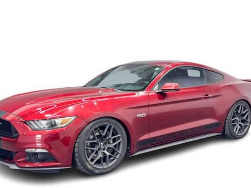 Used 2016 Ford Mustang GT RWD image 2