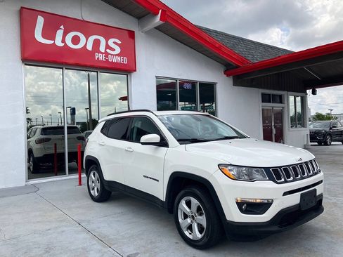 Used 2018 Jeep Compass Latitude w/ Popular Equipment Group AWD/4WD image 20