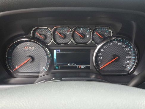 Used 2018 Chevrolet Silverado 1500 LT w/ All Star Edition image 19