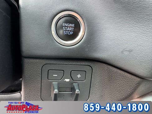 Used 2022 Toyota Tundra Platinum image 33