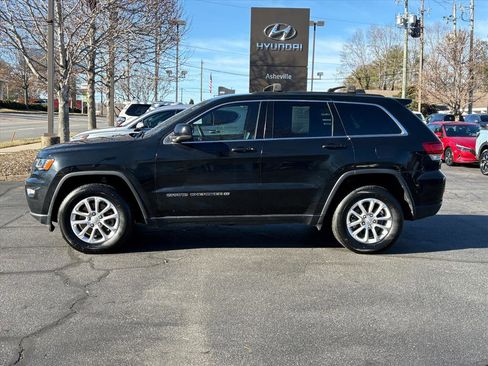 Used 2022 Jeep Grand Cherokee Laredo E image 3
