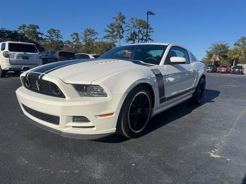 Used 2013 Ford Mustang Boss 302 w/ Boss 302 Accessory Pkg image 4