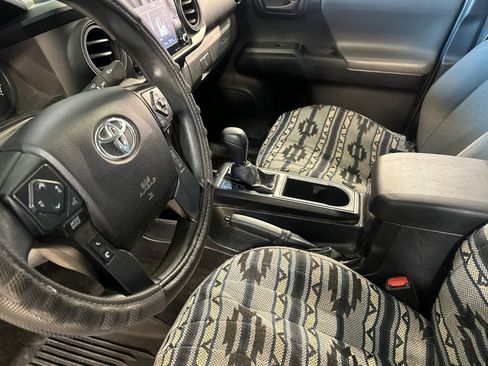 Used 2021 Toyota Tacoma SR w/ SR Convenience Package RWD image 14