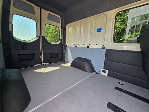 New 2026 Mercedes-Benz Sprinter 2500 image 22