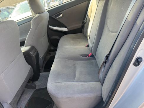 Used 2015 Toyota Prius Three image 8