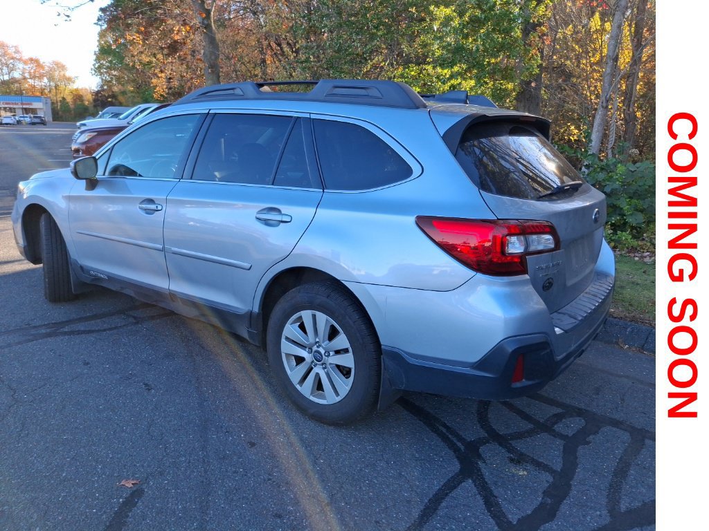 Used 2019 Subaru Outback 2.5i Premium AWD/4WD image 8