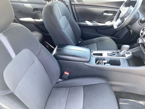 Certified 2024 Nissan Sentra SV FWD image 11