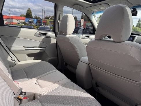 Used 2011 Subaru Forester 2.5X Premium AWD/4WD image 21