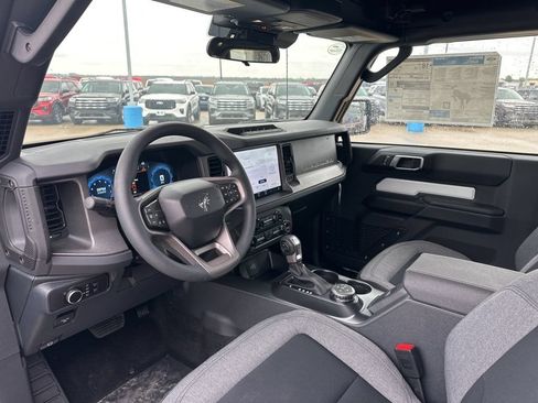 New 2026 Ford Bronco 2-Door w/ Sasquatch Package AWD/4WD image 11