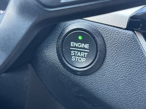 Certified 2022 Ford Escape SE FWD image 23