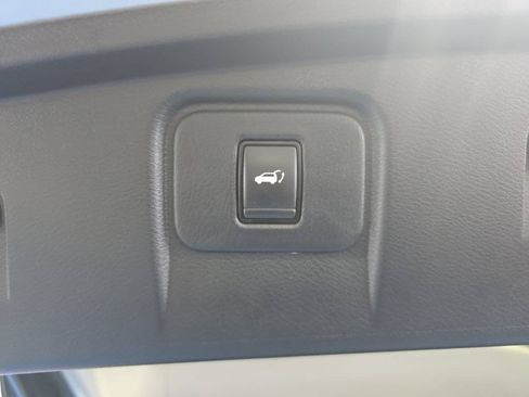 Used 2021 Nissan Murano SL w/ SL Moonroof Package AWD/4WD image 12