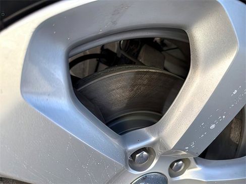 Used 2018 Jeep Compass Latitude w/ Popular Equipment Group image 14