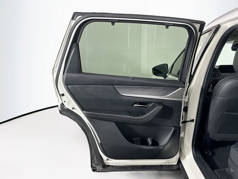 Used 2024 MAZDA CX-90 3.3 Turbo w/ Preferred Plus image 28