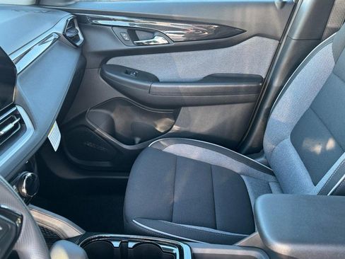 New 2026 Chevrolet TrailBlazer LT w/ Driver Confidence Package FWD image 32