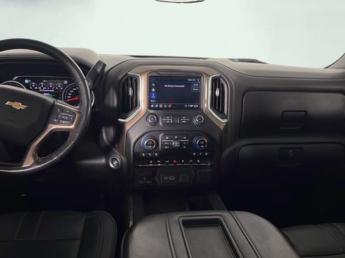 Used 2020 Chevrolet Silverado 3500 High Country w/ Technology Package AWD/4WD image 17