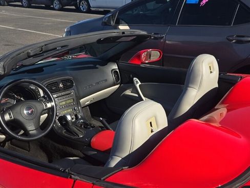 Used 2010 Chevrolet Corvette Grand Sport w/ Preferred Equipment Group RWD image 7