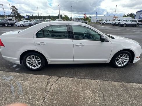 Used 2011 Ford Fusion S FWD image 4