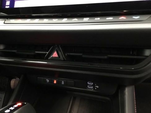 Used 2024 Dodge Charger R/T w/ Plus Group image 22