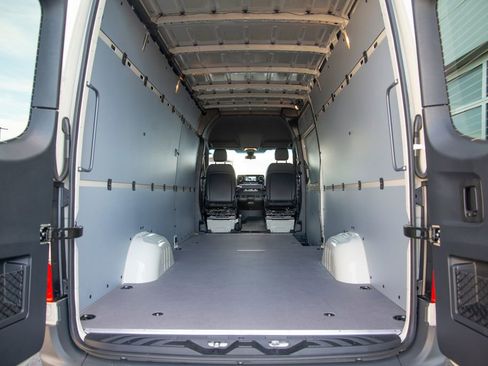 New 2026 Mercedes-Benz Sprinter 2500 image 20