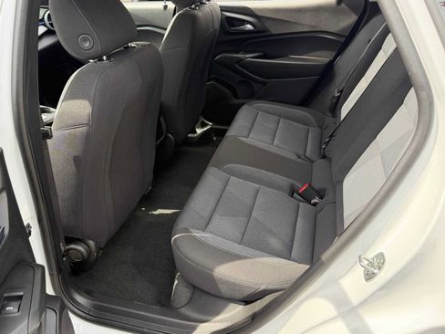 Used 2026 Chevrolet Trax LS FWD image 23