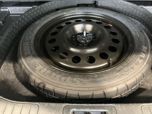 Used 2021 Ford Escape SEL w/ Technology Package image 34