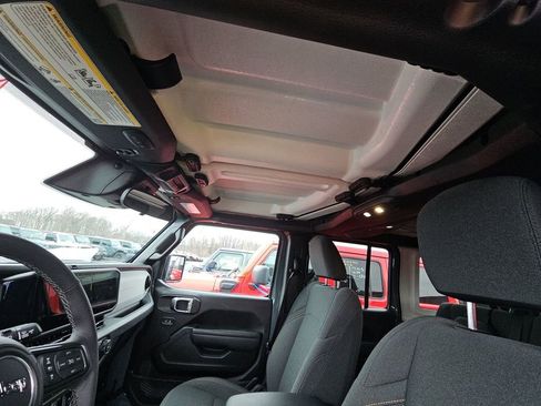 Used 2025 Jeep Wrangler Unlimited Sport S 4xe image 14