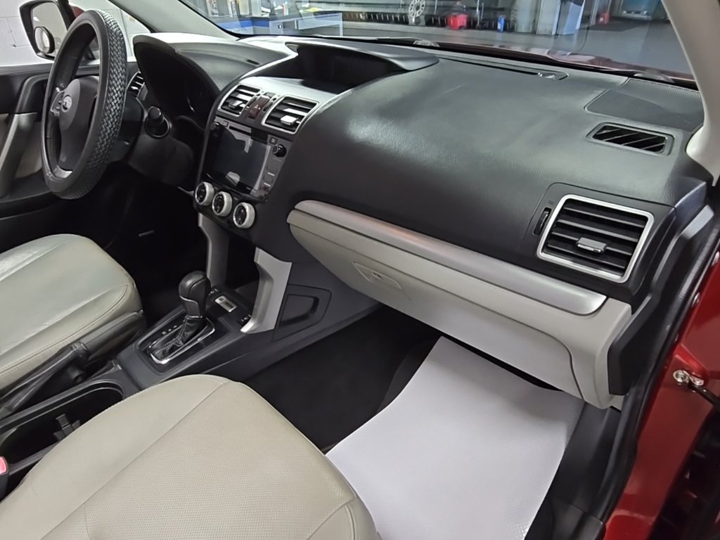 Used 2016 Subaru Forester 2.5i Touring w/ Eyesight & Navigation System AWD/4WD image 35