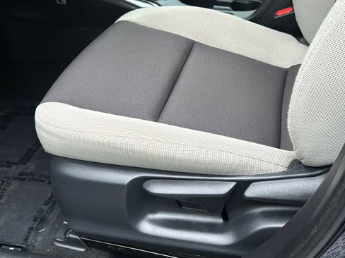 Used 2025 Toyota Corolla LE FWD image 16