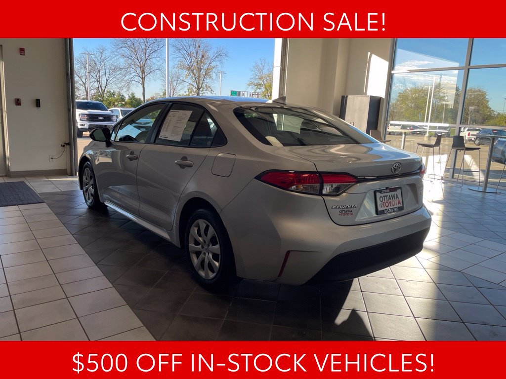 Used 2025 Toyota Corolla LE FWD image 7