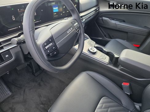 New 2026 Kia Sportage X-Line AWD/4WD image 12