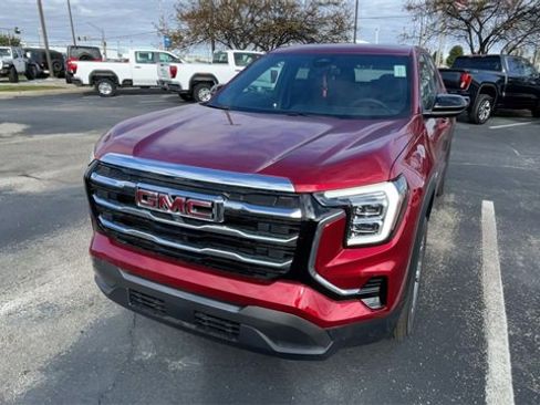 New 2026 GMC Terrain Elevation w/ LPO, Floor Liner Package image 5