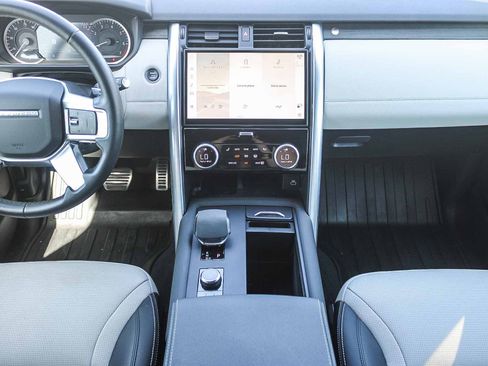 Used 2023 Land Rover Discovery S R-Dynamic AWD/4WD image 13