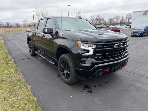 Used 2022 Chevrolet Silverado 1500 LT Trail Boss w/ LT Trail Boss Premium Package AWD/4WD image 6