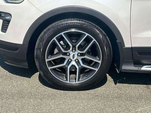 Used 2019 Ford Explorer Sport w/ Equipment Group 401A image 7