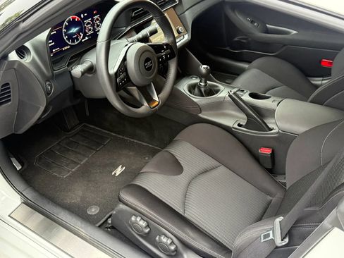 Used 2024 Nissan Z Sport w/ Floor Mat Package RWD image 11
