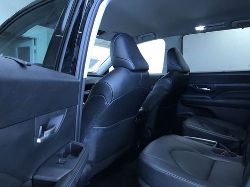 Certified 2025 Toyota Grand Highlander XLE image 21