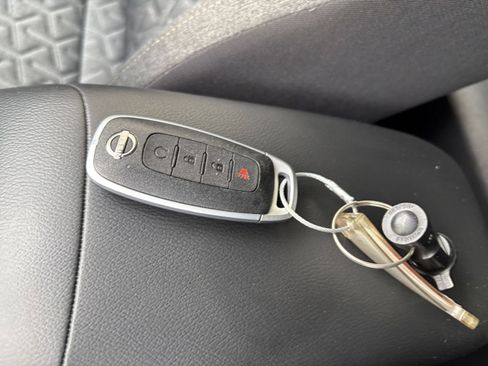 Used 2026 Nissan Kicks SV FWD image 21