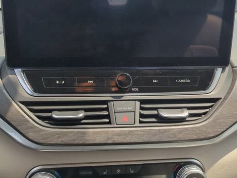 Used 2023 Nissan Altima 2.5 SL AWD/4WD image 8