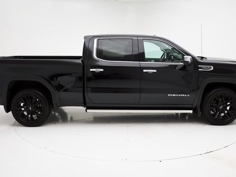 Used 2024 GMC Sierra 1500 Denali w/ Denali Reserve Package AWD/4WD image 3