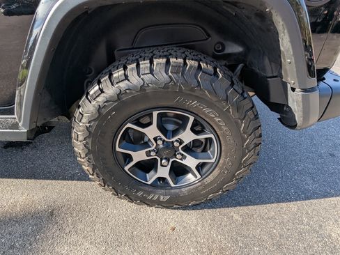 Used 2021 Jeep Wrangler Unlimited Rubicon image 28