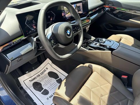 Certified 2026 BMW 540i xDrive AWD/4WD image 21