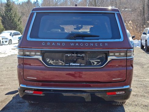 Certified 2022 Jeep Grand Wagoneer Series III image 5