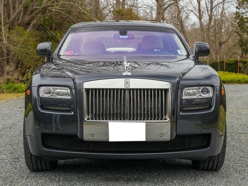 Used 2011 Rolls-Royce Ghost image 13