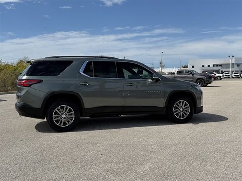 Certified 2023 Chevrolet Traverse LT image 4