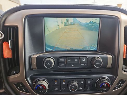 Used 2018 GMC Sierra 2500 Denali w/ Duramax Plus Package AWD/4WD image 20